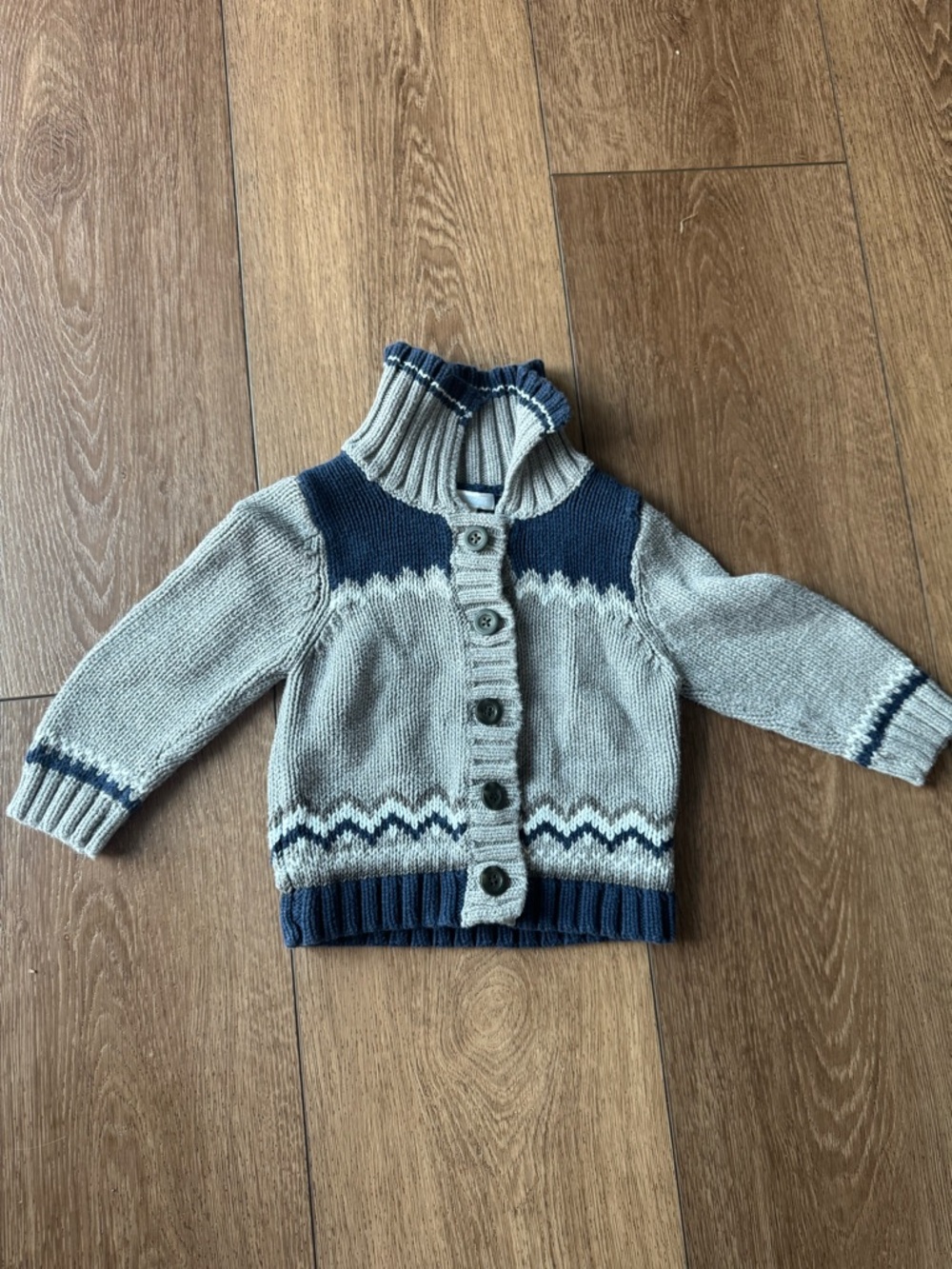 Old Navy Cozy Boys' Knit Button-Up Cardigan Sweater - Gray & Navy